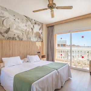 Standard Twin Room Sea View